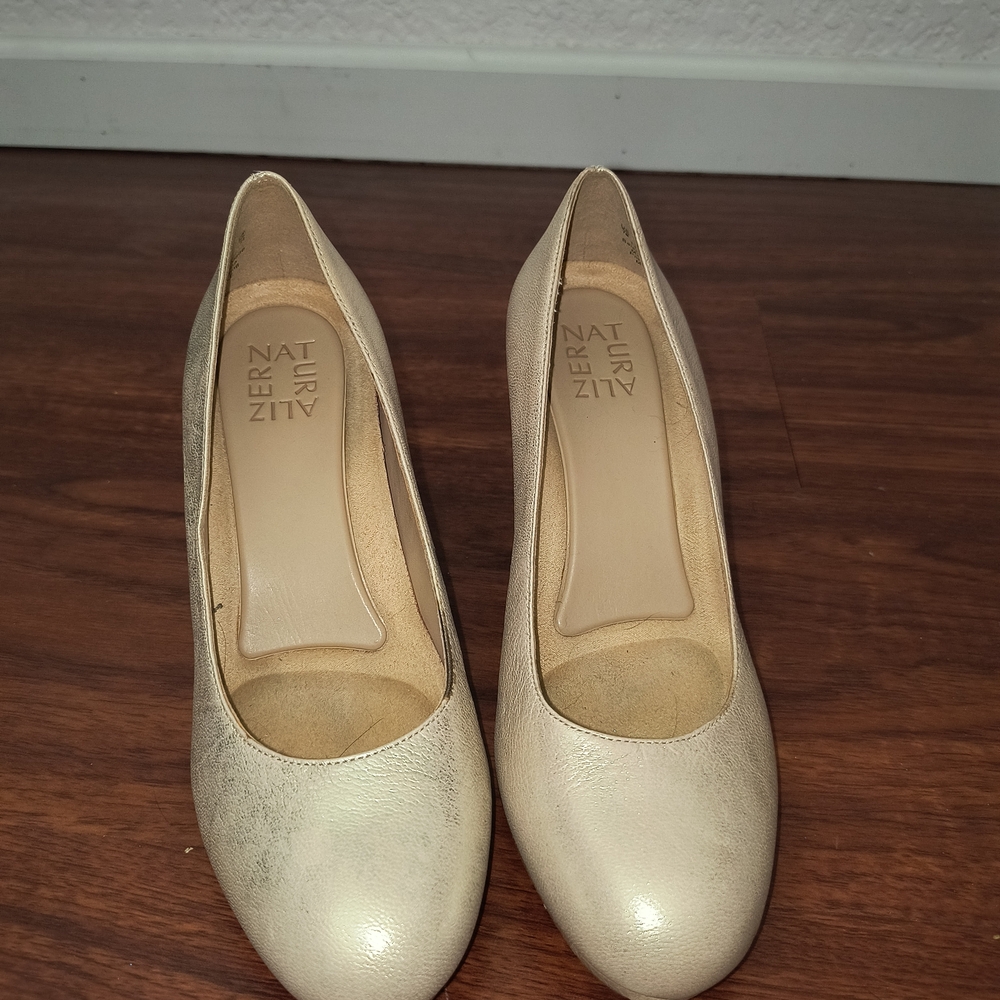 Cream Heels